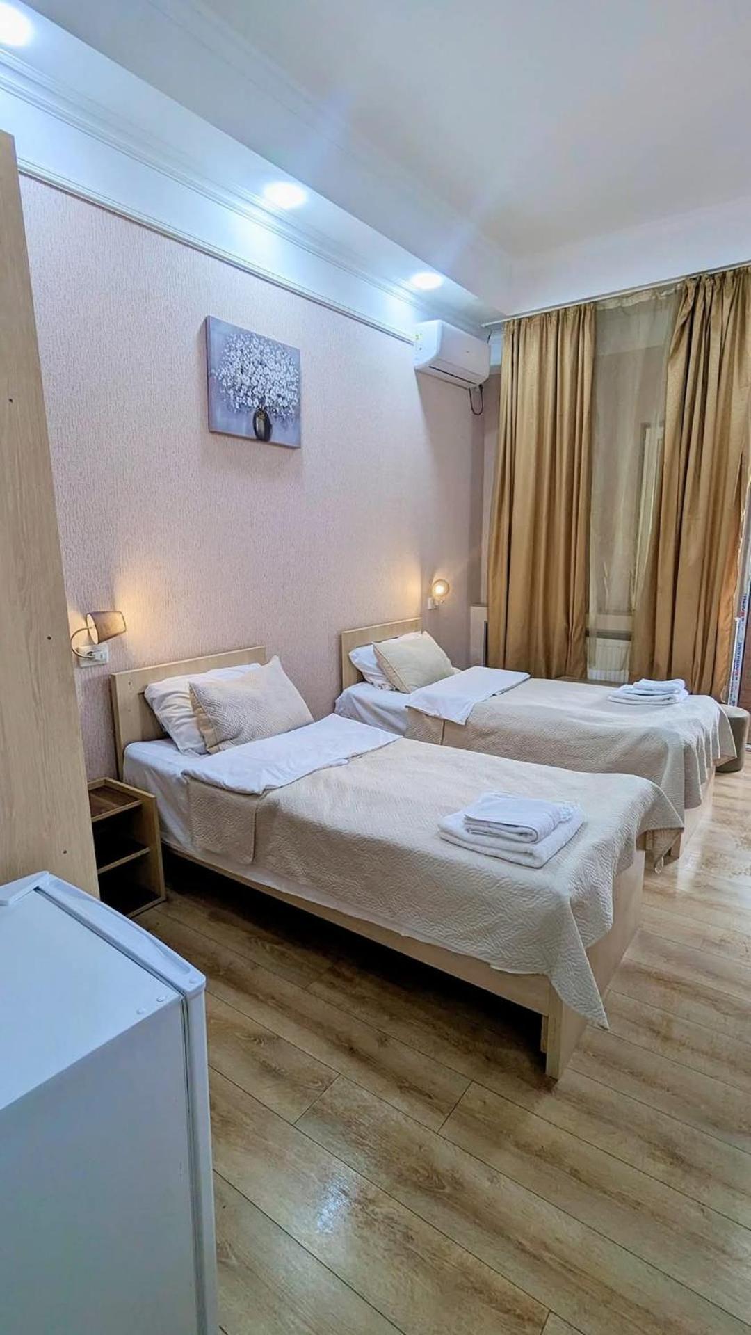 טביליסי Dkd-Bridge Hotel מראה חיצוני תמונה