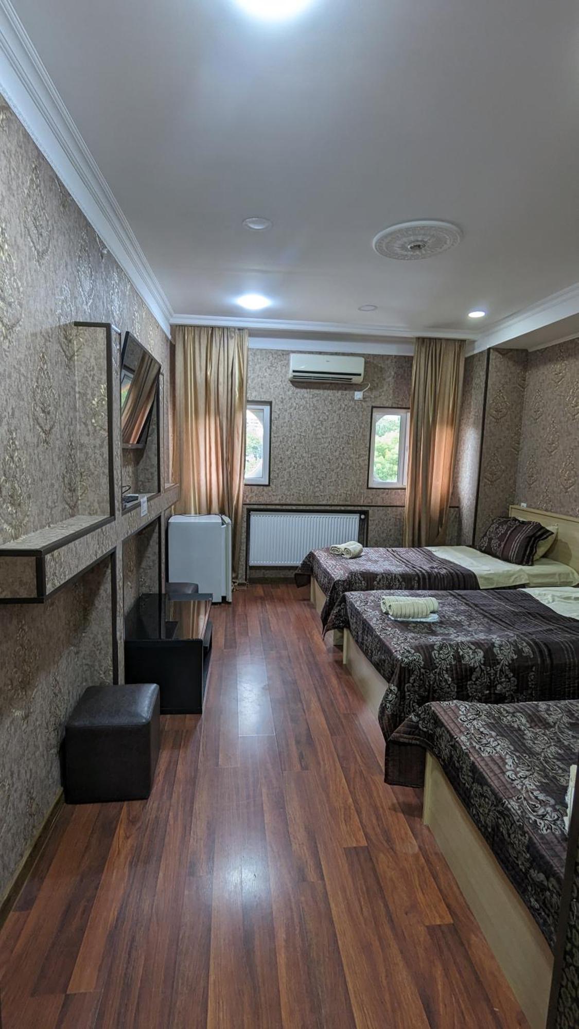 טביליסי Dkd-Bridge Hotel מראה חיצוני תמונה