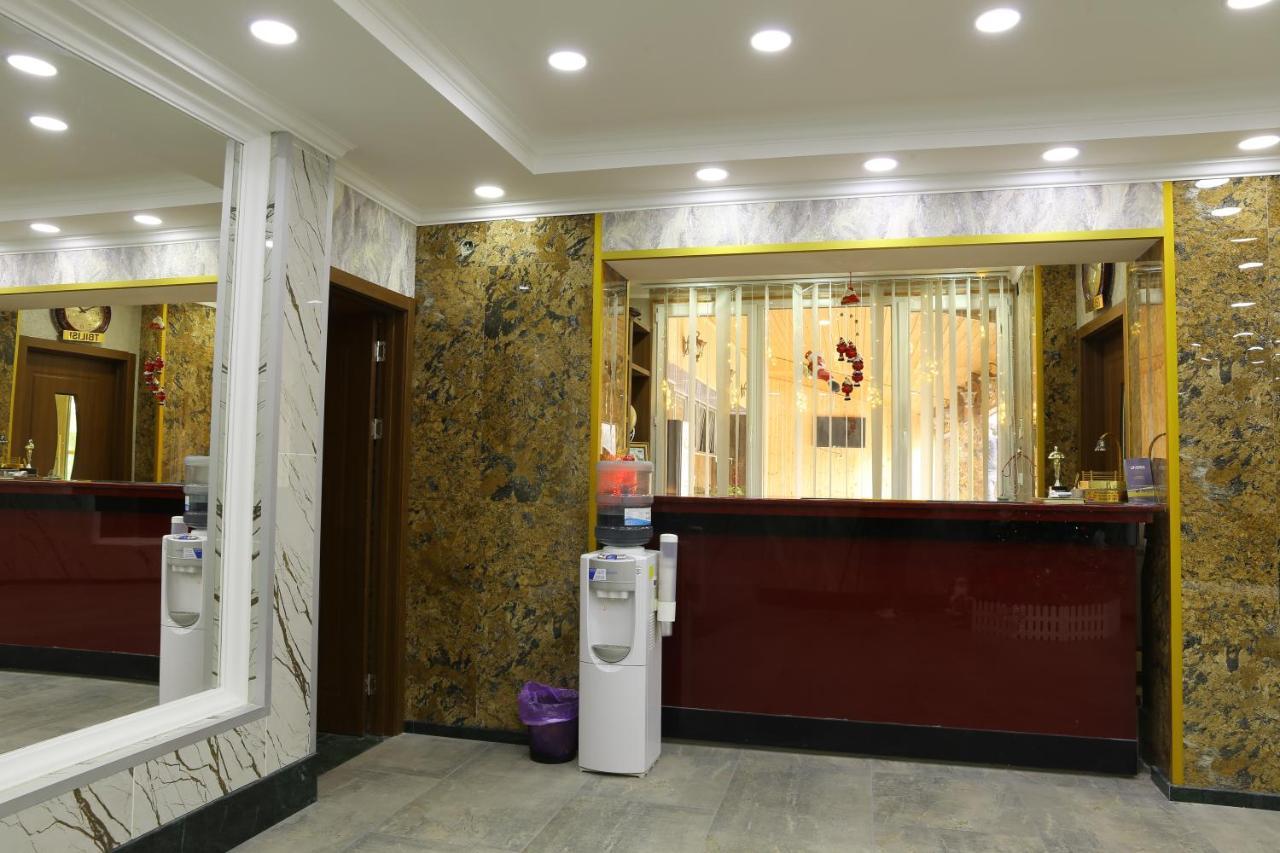 טביליסי Dkd-Bridge Hotel מראה חיצוני תמונה
